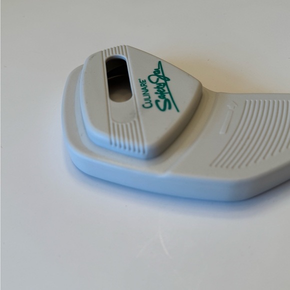 Vintage Culinare Safety Jar White Kitchen Manual Jar Lid Opener Tool - Picture 5 of 5